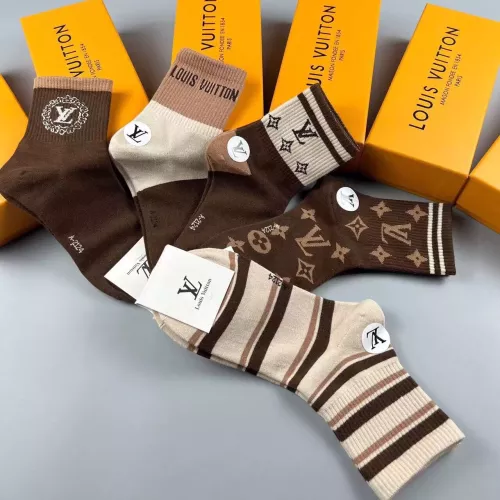 Replica Louis Vuitton LV Socks For Women #1332440 $25.00 USD for Wholesale