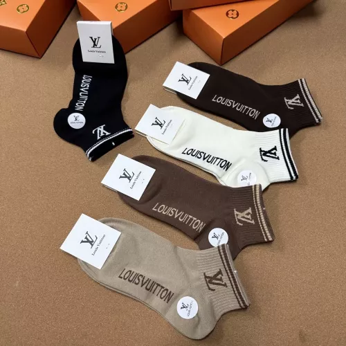 Replica Louis Vuitton LV Socks For Women #1332485 $25.00 USD for Wholesale