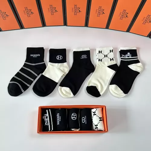 Hermes Socks #1332498 $27.00 USD, Wholesale Replica Hermes Socks