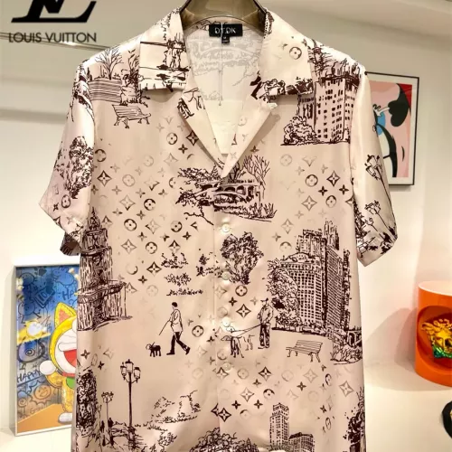 Replica Louis Vuitton LV Tracksuits Short Sleeved For Men #1333394 $76.00 USD for Wholesale