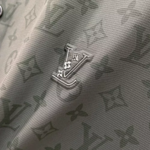 Replica Louis Vuitton LV T-Shirts Short Sleeved For Men #1333465 $48.00 USD for Wholesale