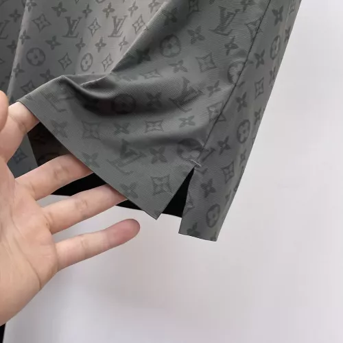 Replica Louis Vuitton LV T-Shirts Short Sleeved For Men #1333465 $48.00 USD for Wholesale