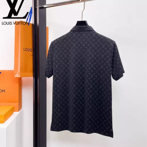 Replica Louis Vuitton LV T-Shirts Short Sleeved For Men #1333466 $48.00 USD for Wholesale