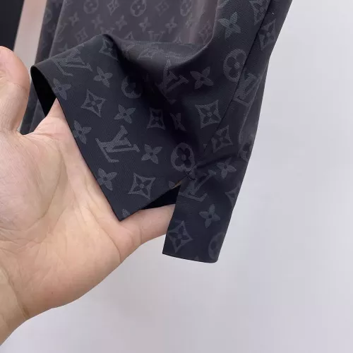 Replica Louis Vuitton LV T-Shirts Short Sleeved For Men #1333466 $48.00 USD for Wholesale