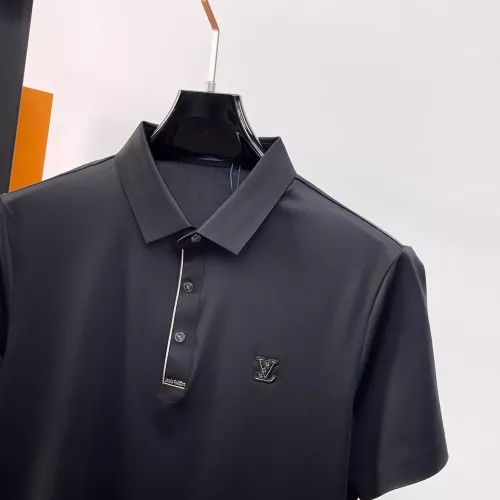 Replica Louis Vuitton LV T-Shirts Short Sleeved For Men #1333495 $48.00 USD for Wholesale