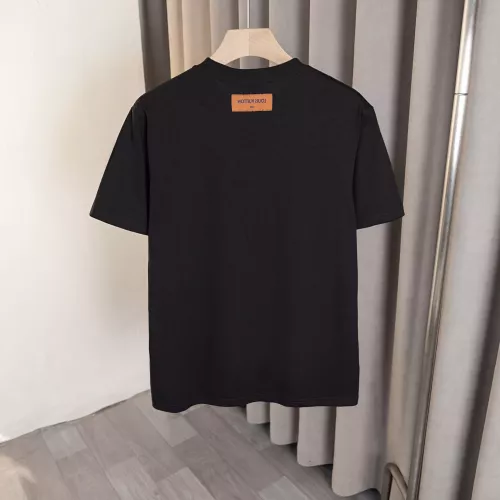 Replica Louis Vuitton LV T-Shirts Short Sleeved For Men #1335332 $32.00 USD for Wholesale