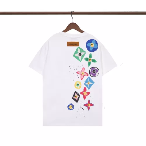 Replica Louis Vuitton LV T-Shirts Short Sleeved For Unisex #1335341 $32.00 USD for Wholesale