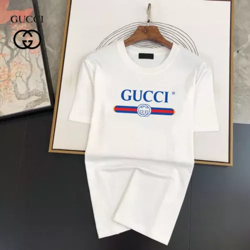 Replica Gucci Tracksuits Short Sleeved For Men #1336182 $48.00 USD for Wholesale