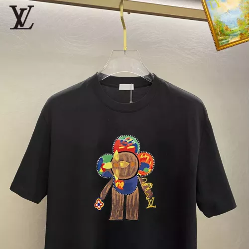 Replica Louis Vuitton LV T-Shirts Short Sleeved For Unisex #1336191 $25.00 USD for Wholesale