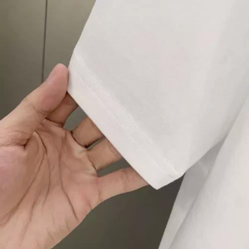 Replica Burberry T-Shirts Short Sleeved For Unisex #1336232 $25.00 USD for Wholesale