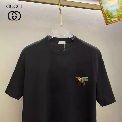 Replica Gucci T-Shirts Short Sleeved For Unisex #1336237 $25.00 USD for Wholesale