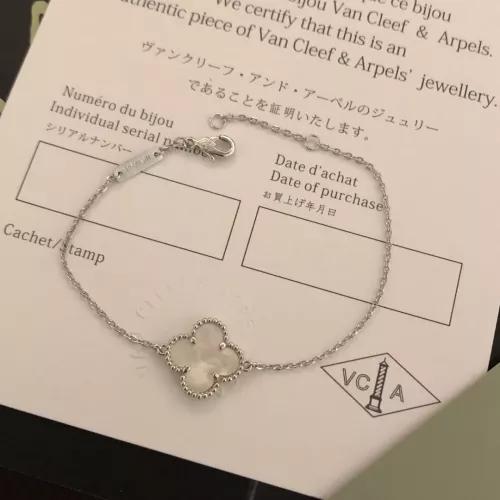 Van Cleef &amp; Arpels Bracelets For Women #1337010 $25.00 USD, Wholesale Replica Van Cleef &amp; Arpels Bracelets