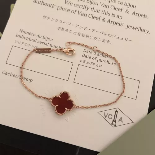 Van Cleef &amp; Arpels Bracelets For Women #1337011 $25.00 USD, Wholesale Replica Van Cleef &amp; Arpels Bracelets