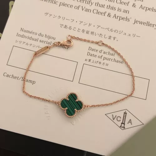 Van Cleef &amp; Arpels Bracelets For Women #1337012 $25.00 USD, Wholesale Replica Van Cleef &amp; Arpels Bracelets