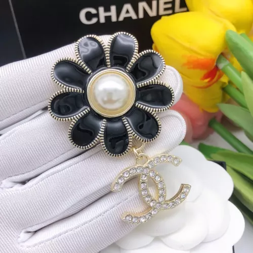Chanel Brooches For Women #1337056 $32.00 USD, Wholesale Replica Chanel Brooches