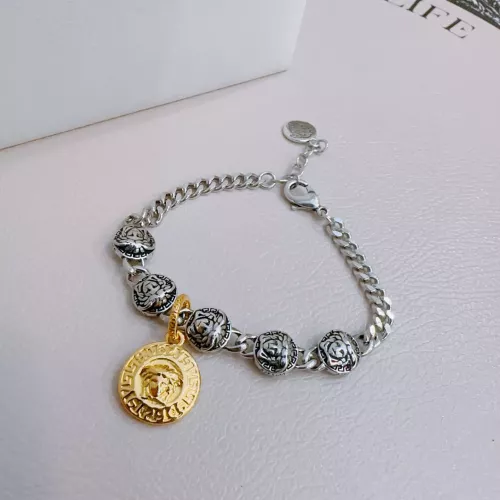 Versace Bracelets #1337505 $48.00 USD, Wholesale Replica Versace Bracelets