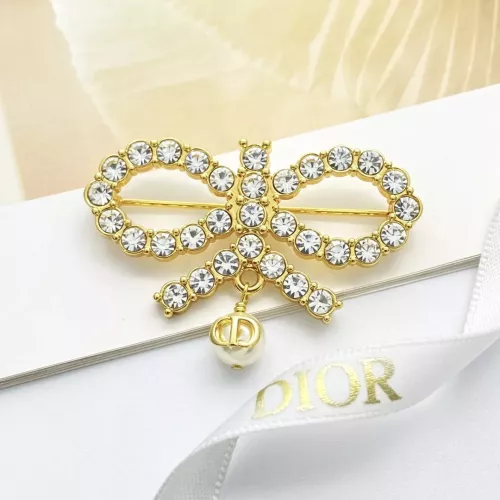Replica Christian Dior Brooches For Women #1337535 $32.00 USD for Wholesale