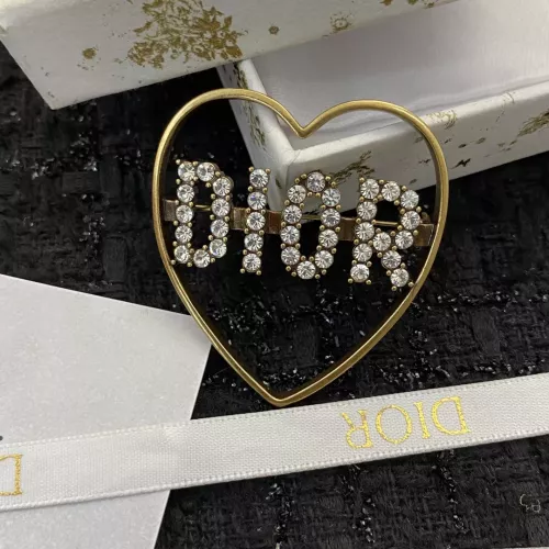 Replica Christian Dior Brooches For Women #1337536 $29.00 USD for Wholesale