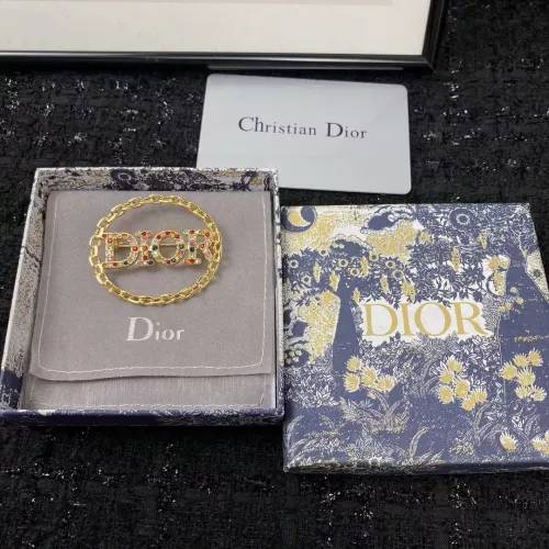 Replica Christian Dior Brooches For Women #1337572 $34.00 USD for Wholesale
