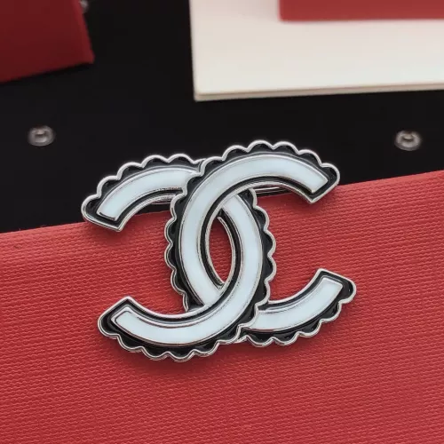 Chanel Brooches For Women #1337696 $29.00 USD, Wholesale Replica Chanel Brooches
