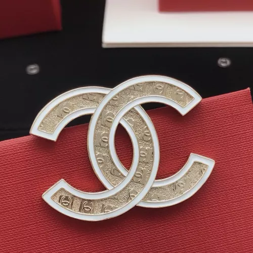 Chanel Brooches For Women #1337701 $29.00 USD, Wholesale Replica Chanel Brooches