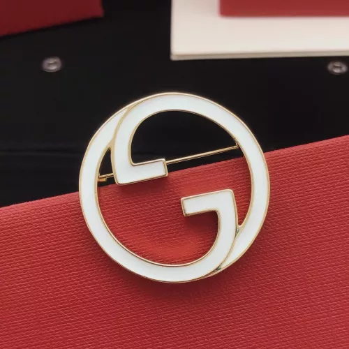 Replica Gucci Brooches For Women #1337713 $27.00 USD for Wholesale