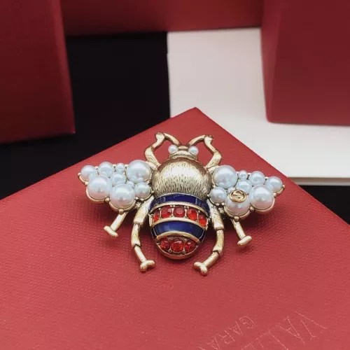 Replica Gucci Brooches For Women #1337715 $29.00 USD for Wholesale