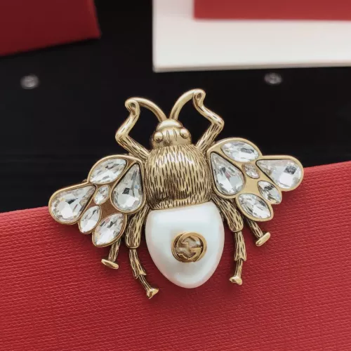 Replica Gucci Brooches For Women #1337718 $32.00 USD for Wholesale
