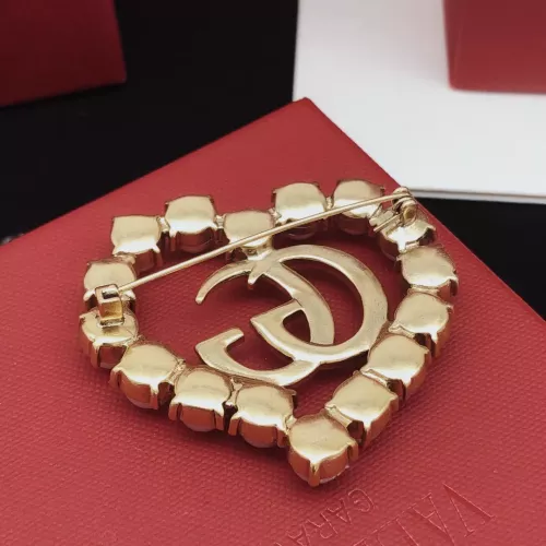 Replica Gucci Brooches For Women #1337719 $32.00 USD for Wholesale