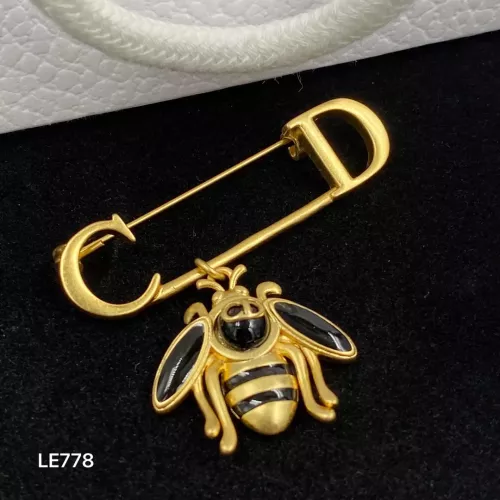 Christian Dior Brooches For Women #1338191 $25.00 USD, Wholesale Replica Christian Dior Brooches