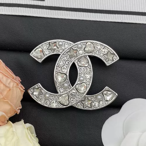 Chanel Brooches For Women #1338200 $27.00 USD, Wholesale Replica Chanel Brooches
