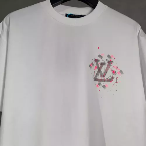 Replica Louis Vuitton LV T-Shirts Short Sleeved For Unisex #1338338 $42.00 USD for Wholesale