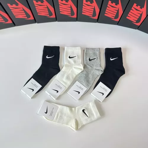 Replica Nike Socks #1338610 $29.00 USD for Wholesale