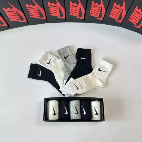 Replica Nike Socks #1338610 $29.00 USD for Wholesale
