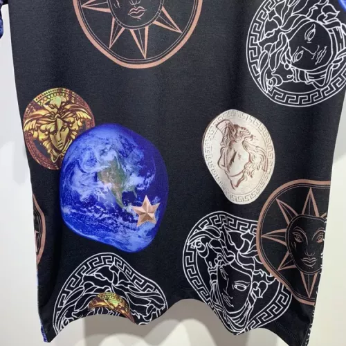 Replica Versace T-Shirts Short Sleeved For Men #1340430 $34.00 USD for Wholesale