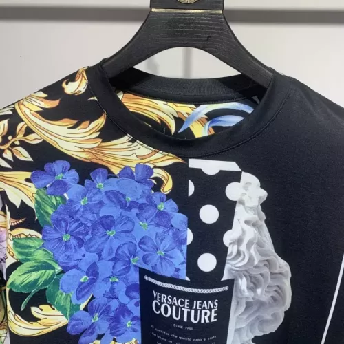 Replica Versace T-Shirts Short Sleeved For Men #1340433 $34.00 USD for Wholesale