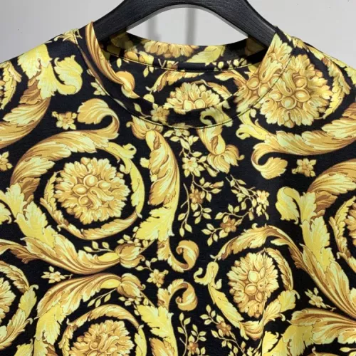 Replica Versace T-Shirts Short Sleeved For Men #1340443 $34.00 USD for Wholesale