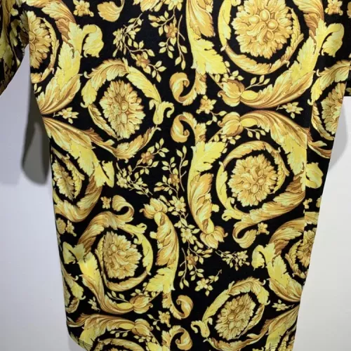 Replica Versace T-Shirts Short Sleeved For Men #1340443 $34.00 USD for Wholesale