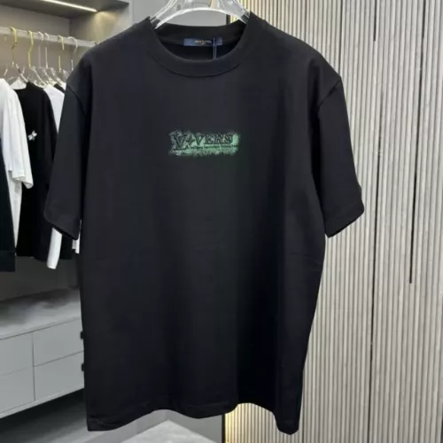 Replica Louis Vuitton LV T-Shirts Short Sleeved For Unisex #1340862 $39.00 USD for Wholesale