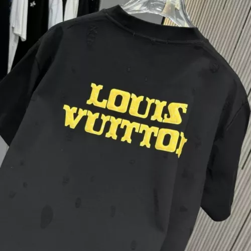 Replica Louis Vuitton LV T-Shirts Short Sleeved For Unisex #1340877 $40.00 USD for Wholesale