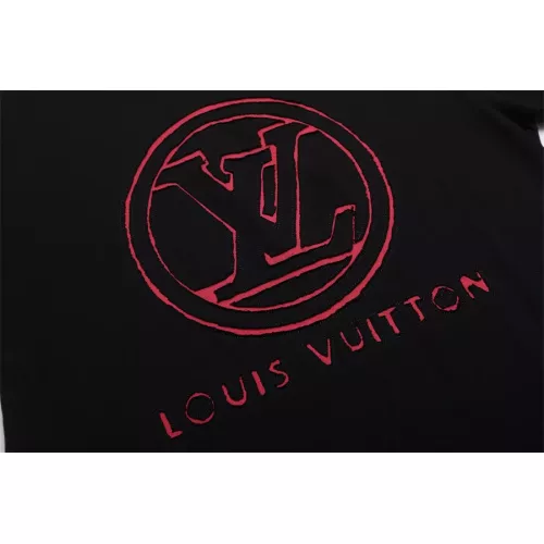 Replica Louis Vuitton LV T-Shirts Short Sleeved For Unisex #1343224 $39.00 USD for Wholesale