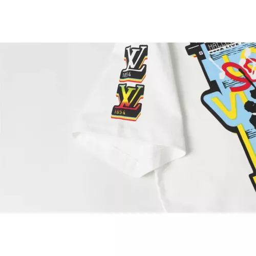Replica Louis Vuitton LV T-Shirts Short Sleeved For Unisex #1343228 $36.00 USD for Wholesale