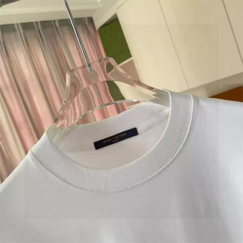 Replica Louis Vuitton LV T-Shirts Short Sleeved For Unisex #1343321 $42.00 USD for Wholesale