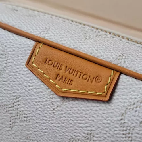 Replica Louis Vuitton AAA Quality Messenger Bags #1343356 $115.00 USD for Wholesale