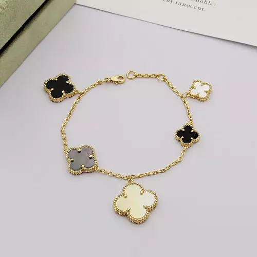 Van Cleef &amp; Arpels Bracelets For Women #1344168 $32.00 USD, Wholesale Replica Van Cleef &amp; Arpels Bracelets