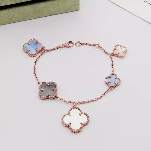 Van Cleef &amp; Arpels Bracelets For Women #1344170 $32.00 USD, Wholesale Replica Van Cleef &amp; Arpels Bracelets