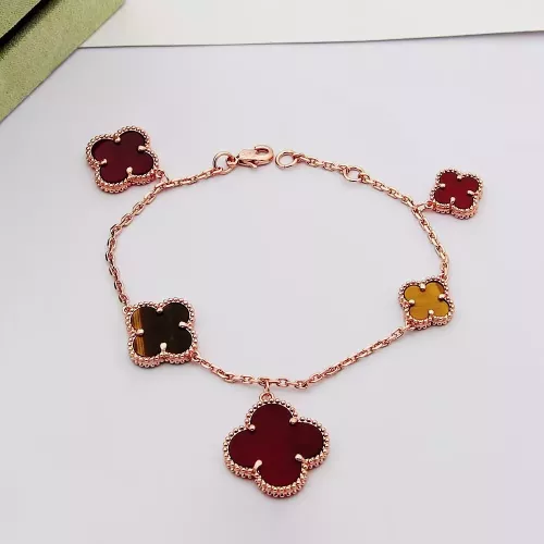 Van Cleef &amp; Arpels Bracelets For Women #1344173 $32.00 USD, Wholesale Replica Van Cleef &amp; Arpels Bracelets