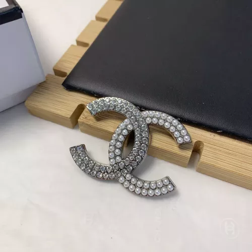 Chanel Brooches For Women #1344847 $25.00 USD, Wholesale Replica Chanel Brooches