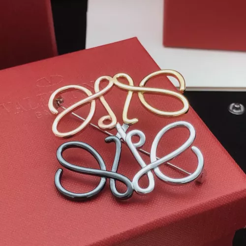 Replica LOEWE Brooches #1345013 $32.00 USD for Wholesale