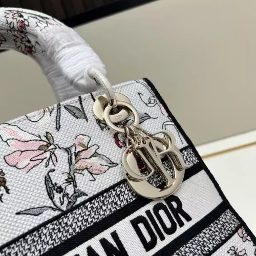 Replica Christian Dior AAA Quality Handbags For Women #1345458 $122.00 USD for Wholesale